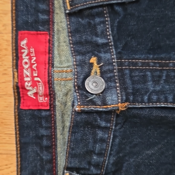 ARIZONA BRAND MEN'S BLUE JEANS SIZE 36 x 34 - Picture 3 of 13